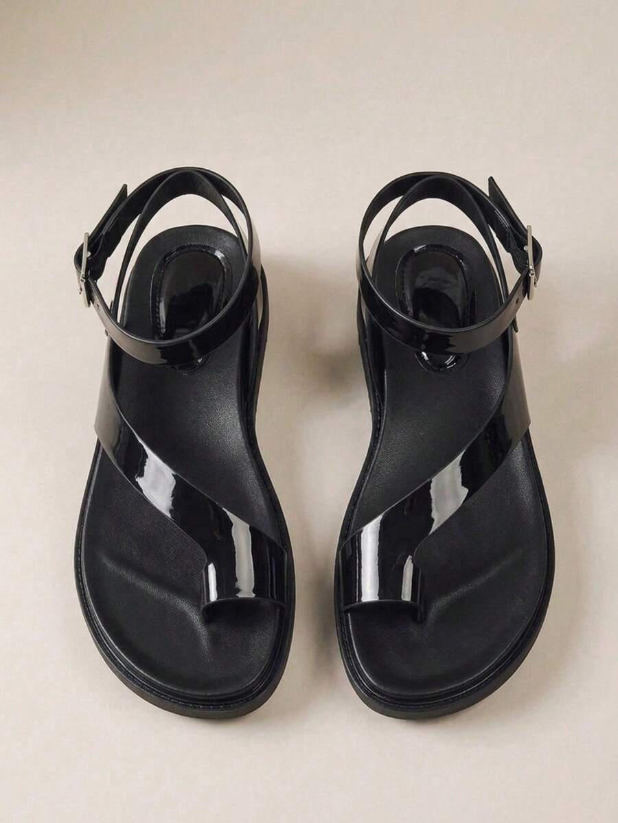 HighSole Women's Round Toe Thick Sole Fashion Sandals, Casual Beach Resort Flip Flops - Black - View 1