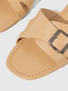 HighSole 女士纯色平底舒适凉鞋（带扣） - 卡其色 - 查看 8