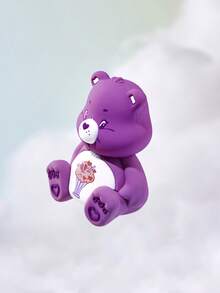 SHEIN X Care Bears 1 زينة على شكل دب حرف Q، زينة طاولة، هدية. - الأرجواني - مشاهدة 4
