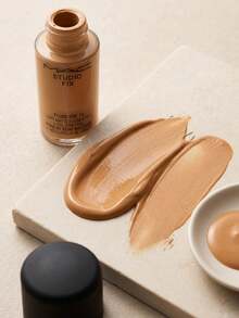 MAC Studio Fix Fluid SPF15 24HR Oil Control Matte Foundation NC38 30 Ml – Liquid Foundation, 24-Hour Wear, For Oily Skin, NC38, SPF 15, Suitable For Daily Makeup Routine - NC38 - View 2