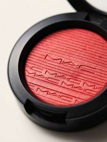 MAC Extra Dimension Blush Cheeky Bits 4 G – Blush, Long-Wearing, For Makeup Enthusiasts, Pink Coral, Luminous Pigments, Suitable For Daily Makeup Routine - Cheeky Bits - View 2