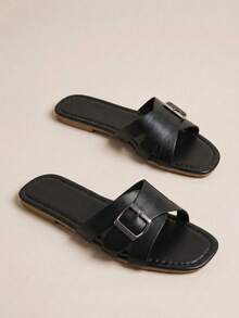 HighSole Ladies Solid Color Buckle Decorative Summer Fashion Flat Sandals - Black - View 8