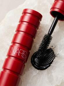 Nars ماسكارا ميني كلايماكس 2.5 جرام - ميني بلاك - مشاهدة 2