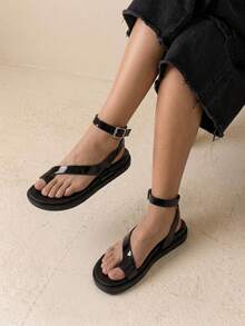 HighSole Women's Round Toe Thick Sole Fashion Sandals, Casual Beach Resort Flip Flops - Black - View 4