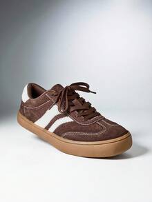 SHEIN Solezae #NaturalStride 女款寬趾對比條紋麂皮棕色赤足休閒運動鞋 – 輕量、自然舒適，適合日常穿著 - 咖啡棕 - 查看 4