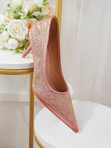 CUCCOO HITCHD Simple Champagne Matte Satin Embroidered High Heels Exquisite Gold Floral Pattern Pointed Middle Heel Gloafers Suitable For Daily Commuting Formal Occ - Champagne - View 2