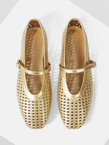 MOTF HOLLOW OUT PU LEATHER FLAT SHOES - Golden oily skin - View 2