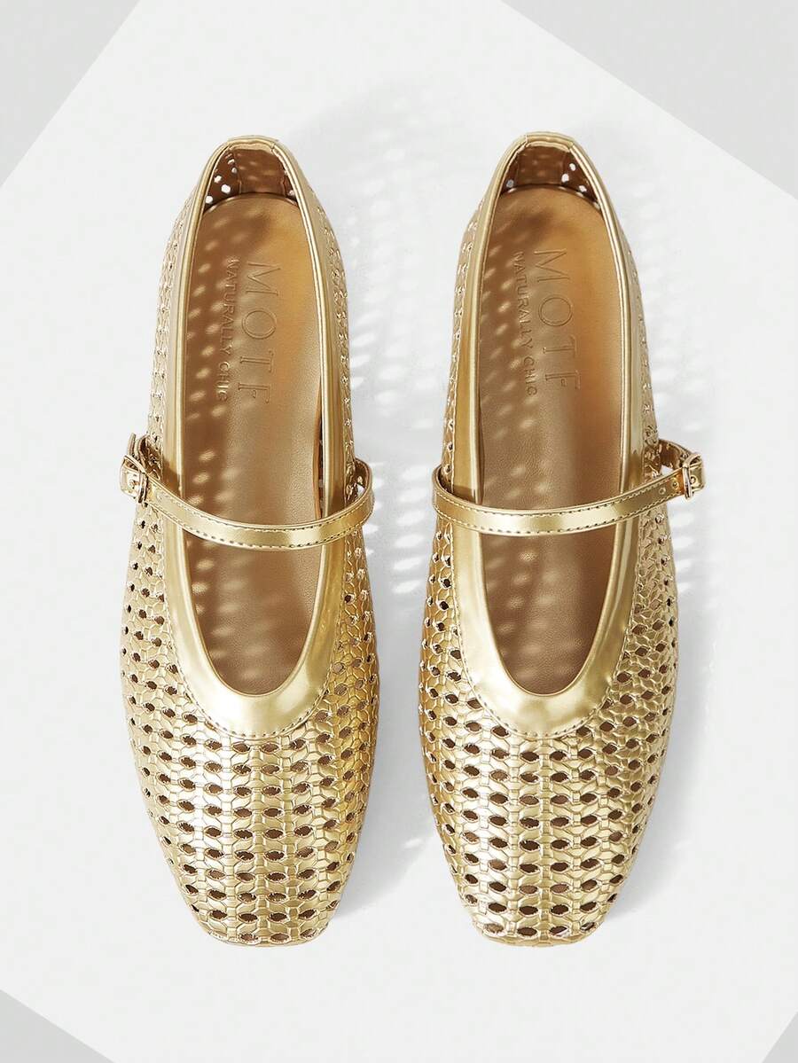 MOTF HOLLOW OUT PU LEATHER FLAT SHOES - Golden oily skin - View 2