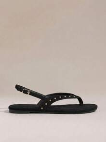 HighSole 黑色夾腳拖鞋，鑲嵌復古金色金字塔裝飾，大膽前衛造型，適合度假風、春季街頭穿搭或休閒夏季 - 黑色2hh - 查看 2