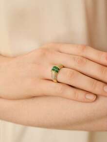 MOTF PREMIUM Vintage Wide-Sided Double-Row Ladder Square Emerald Dense Inlaid Diamond Ring - Gold - White Green Diamond - View 3