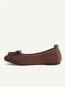 CUCCOO CHICEST Women's Coffee Brown Soft Suede-Like Flat Shoes With Tassel Bow, Square Toe, Soft Sole, Gentle Sweet Style, Suitable For All Seasons, Commuting And Dating - Coffee Brown - View 4