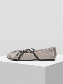 Mnmlis Women's Soft Leather Round Toe Flat-Soled Shoes, Cross-Strap Pleated Insole Embossed Design, Gentle Style Commuting Daily Versatile - Grey - View 2