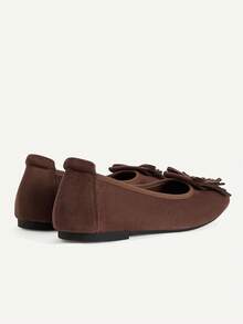 CUCCOO CHICEST Women's Coffee Brown Soft Suede-Like Flat Shoes With Tassel Bow, Square Toe, Soft Sole, Gentle Sweet Style, Suitable For All Seasons, Commuting And Dating - Coffee Brown - View 5
