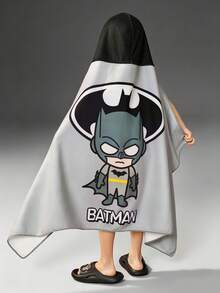 BATMAN X SHEIN 2-6岁可爱卡通英雄灰色连帽浴巾，超强吸水超细纤维，温暖不起毛，适合沐浴、游泳、海滩、浴室 - 灰色 - 查看 1