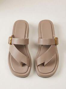 HighSole 女款春夏簡約交叉帶平底輕量厚底休閒涼鞋，適合旅行度假與日常穿著 - 裸粉色 - 查看 5