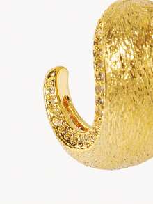 Opalesca Two Retro Matte Texture C-Ring Earrings, Half-Circle Diamond-Set Small Gold Bean Ear Buckles, Light Luxury And Versatile Semi-Round Stud Earrings. - Brushed gold - View 7