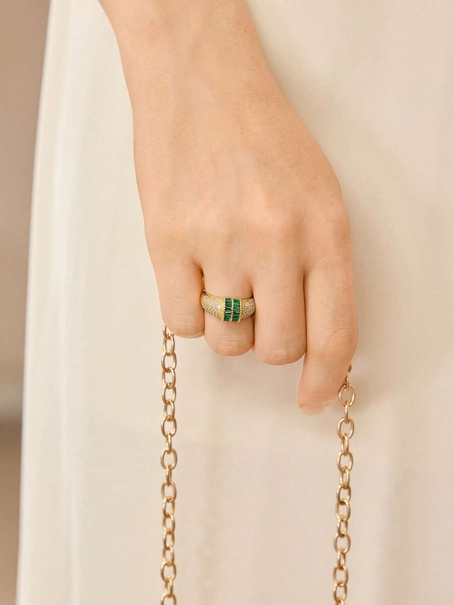 MOTF PREMIUM Vintage Wide-Sided Double-Row Ladder Square Emerald Dense Inlaid Diamond Ring - Gold - White Green Diamond - View 1