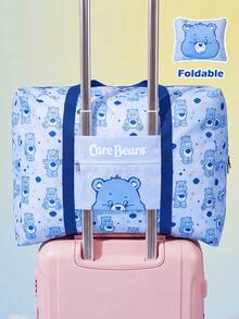 SHEIN X Care Bears 卡通熊可折疊旅行托特包，大容量聚酯纖維手提包，附行李箱套筒，可折疊設計，適合旅行、商務攜帶衣物與日常用品 - 天藍白 - 查看 2