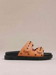 HighSole Sandal Selop Platform Modis Wanita dengan Hiasan Rivet untuk Natal - Jeruk - View 2
