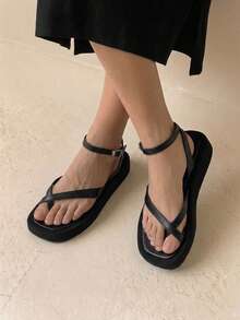 HighSole 女士黑色舒適厚底涼鞋 簡約交叉綁帶設計 圓頭低跟 時尚休閒風 麂皮包邊 戶外休閒旅行度假用 - 黑色 - 查看 1