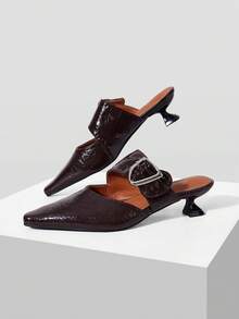 Mnmlis Giày nữ mũi nhọn da bóng xếp ly màu nâu đậm, sandal gót nhọn kitten heel kèm khóa vuông kim loại - Nâu đậm - Xem 1