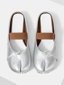 Mnmlis Women's Contrast Brown Elastic Strap Split Toe Tabi Flat Elegant Silver Slip On Mule Flats Fall Shoes - Silver - View 1