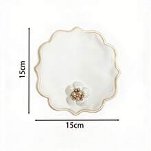 Cirelle 2pcs White Scalloped Coasters With Pearl Flower Decor, Elegant Fabric Cup Mats For Drinks, Vintage Coasters Set For Coffee Table Dining Room Kitchen Home Decor - Multicolor - View 5