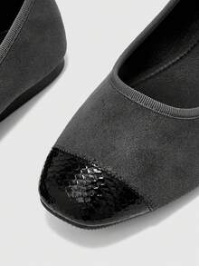 CUCCOO BIZCHIC Satin Glossy Patent Leather Square Toe Black Flat Ballet Shoes Simple Shallow Commuter Versatile Shoes - Gray fleece splicing - View 4