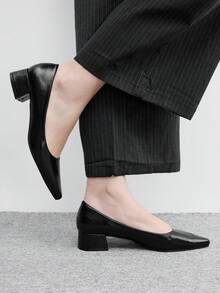 CUCCOO BIZCHIC 女款尖頭高跟鞋，優雅大方，休閒簡約舒適，職場通勤氣質，時尚百搭 - 亮黑色 - 查看 4