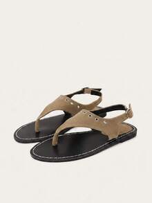 Nöista Flat Toe Sandals With Eyelet Details, Contrast Stitching And Adjustable Straps For A Casual Look - Khaki - View 2