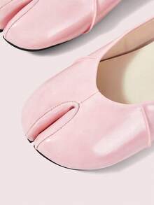 CUCCOO DOLLMOD Women's Thin Ankle Wrap Lace Up Strap Split Toe Tabi Flat Elegant Light Pink Ballet Flats - Pink - View 3