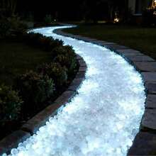 Batu Bercahaya dalam Gelap, Batu Fluorescent Luar Ruangan Ini Cocok untuk Dekorasi Lanskap dan Dapat Digunakan sebagai Batu Dekoratif DIY untuk Taman, Halaman Belakang, dan Balkon. - Beraneka warna - View 2