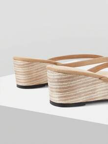 Mnmlis Apricot Wood Grain 5 Cm Slope Heel Flip-Flops With Thin Strap Toe Sandals Versatile Vacation Beach Shoes - Apricot - View 5