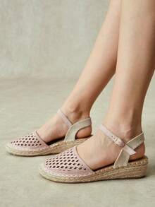 Styleloop Women's Slope Heel Round Toe Hollow Casual Beach Vacation Style Shoes Fall Shoes - Pink - View 6