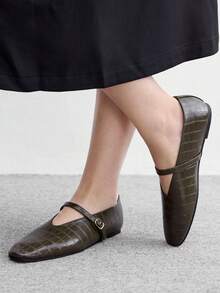CUCCOO BIZCHIC 女款時尚通勤百搭簡約休閒腳踝綁帶瑪麗珍平底鞋 - 墨綠色 - 查看 4