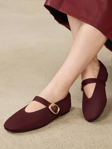 MOTF PREMIUM WOMEN SQUARE TOE BUCKLE STRAP FLATS FOR CHRISTMAS - Burgundy - View 2