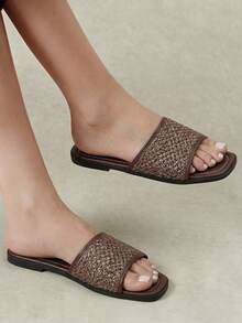 Styleloop Brown Straw-Woven Mules Woman, Summer New Soft-Soled Square Toe Sandals, Retro Vacation Sandals - Brown - View 7