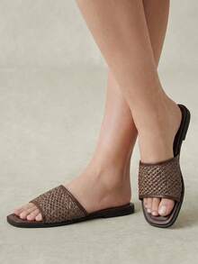Styleloop Brown Straw-Woven Mules Woman, Summer New Soft-Soled Square Toe Sandals, Retro Vacation Sandals - Brown - View 2