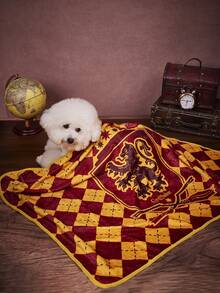 HARRY POTTER X PETSIN 1件紅色與黃色魔法掃帚星星圖騰字母印花寵物毯 學院風 柔軟舒適保暖寵物床墊套 - 紅色拼黃色 - 查看 1