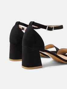 CUCCOO CURVES Plus Size Women's Simple Classic Design Bund Sandals For Christmas Wide Fit Summer Shoes - Flannel black. - View 9