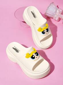 THE POWERPUFF GIRLS X SHEIN Cartoon Slippers, EVA Lightweight Material, Toe Protection, Breathable And Quick-Drying, Soft And Comfortable, Suitable For Various Occasions - Beige - View 11