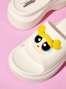 THE POWERPUFF GIRLS X SHEIN Cartoon Slippers, EVA Lightweight Material, Toe Protection, Breathable And Quick-Drying, Soft And Comfortable, Suitable For Various Occasions - Beige - View 3