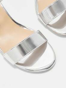CUCCOO CURVES Plus Size Women's Simple Classic Design Bund Sandals For Christmas Wide Fit Summer Shoes - Silver A - View 7