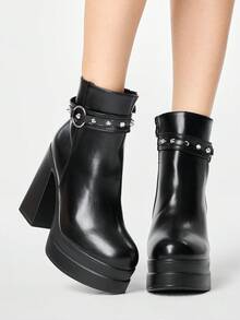 ROMWE Grunge Punk Women's Autumn/Winter Punk-Style Retro Chunky Heel Platform Ankle Boots, Gothic Solid Color Leather Side Zip Closure With Metal Buckle Strap. - Black - View 1