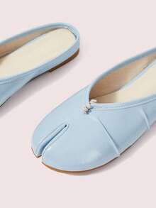 CUCCOO DOLLMOD Women's Tiny Toe Knot Split‑Toe Tabi Backless Slip‑On Flat Mule Slippers Light Blue Fall Shoes - Baby Blue - View 4