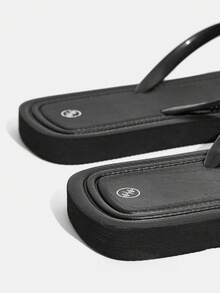 Grefit Women's Apricot Color Simple Comfort Square Toe Flat Flip Flops, Suitable For Beach, Vacation And Home Wear For Christmas Beach Shoes - Black - View 7