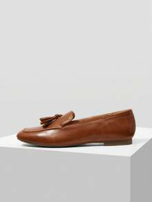 MOTF PREMIUM Sepatu Wanita Sol Datar dengan Rumbai - Coklat - View 2