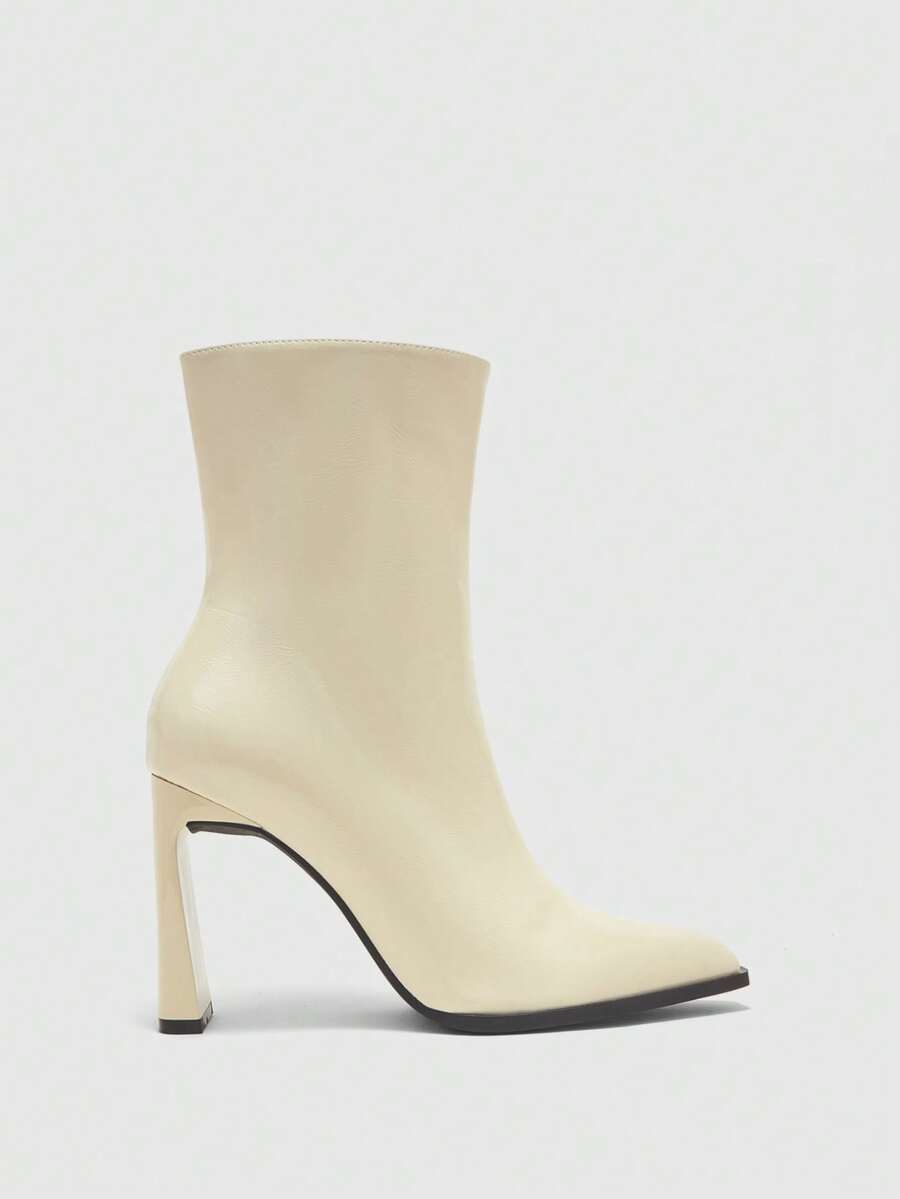 CUCCOO BIZCHIC Classic Western-Style Women's Low-Heeled Platform Boots, Suitable For Daily And Festive Occasions In Autumn And Winter Fall Boots - Beige - View 1
