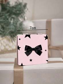 ROMWE Kawaii 2066819 1 Piece Sweet Bow Star Printing Square Portable Makeup Pocket Mirror (Random Pattern Position) - Black powder - square - View 3