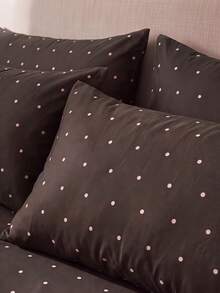SHEIN 2/3 Piece Quilt Cover Set, Caramel Polka Dot Printing Bedding Set, Warm Room Decoration, Skin-Friendly And Breathable, Super Soft And Anti-Pilling, Quilt Cover + Pillowcase, No Quilt Core, Universal In All Seasons, Machine Washable - Multicolor - View 3